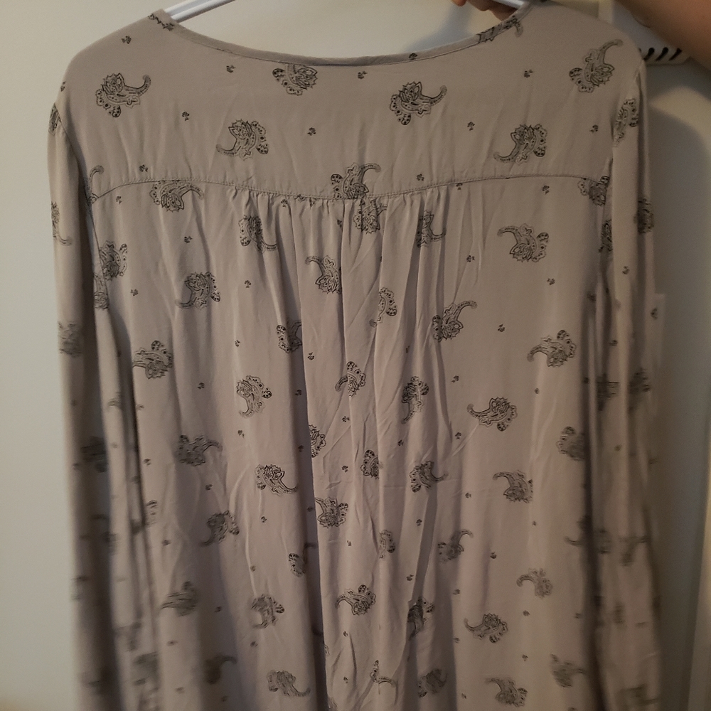 Blouse - Picture 2 of 3